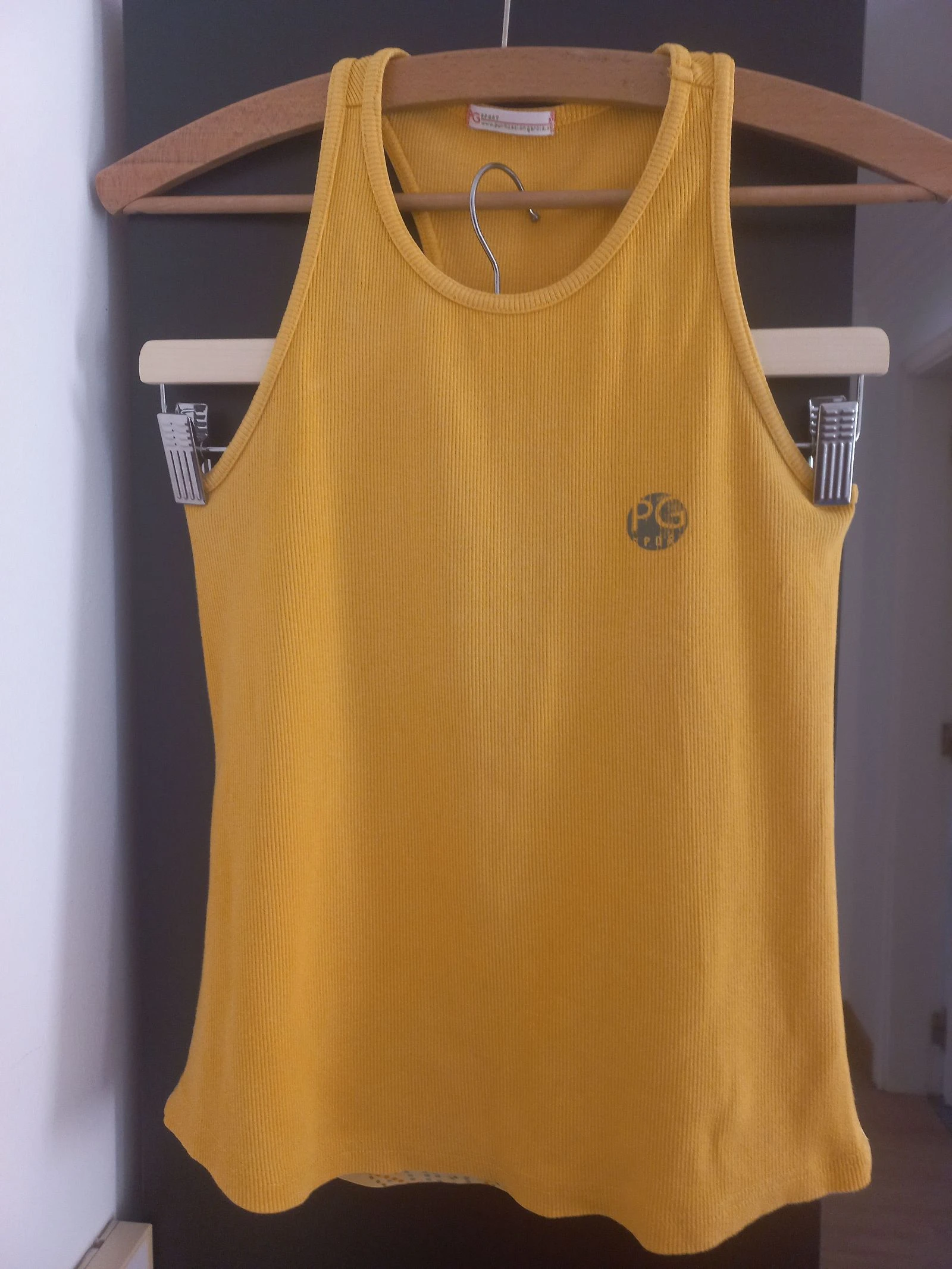 Purificação Garcia - top elegante de algodão e tecido acetinado amarelo